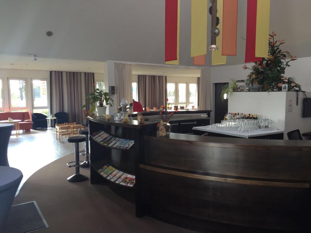 Ak 1 Hotel Ducherow Kültér fotó
